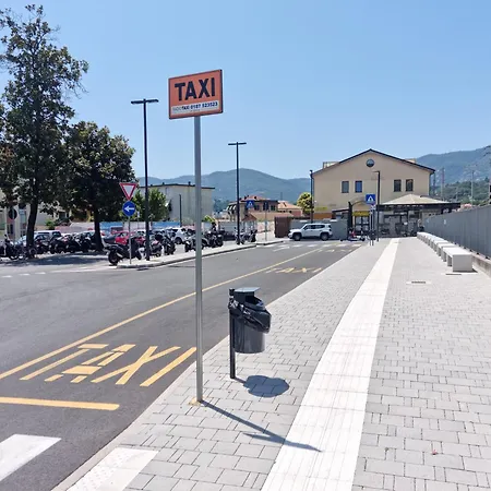 Homeloly - 230 Dalla Stazione Di Migliarina Perfetta Per Le 5 Terre Λα Σπέτσια