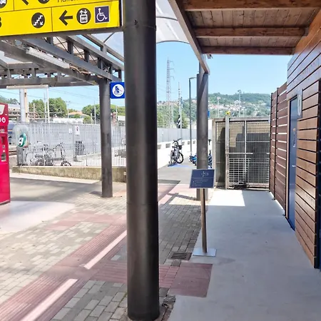 Appartamento Homeloly - 230 Dalla Stazione Di Migliarina Perfetta Per Le 5 Terre La Spezia